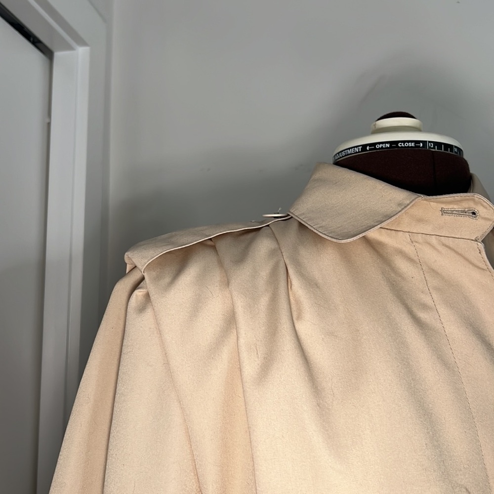 Beige Single Breasted Trench Coat - Picture 5 of 6